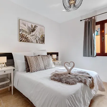 بيت للعطل Te Mahana Nei House